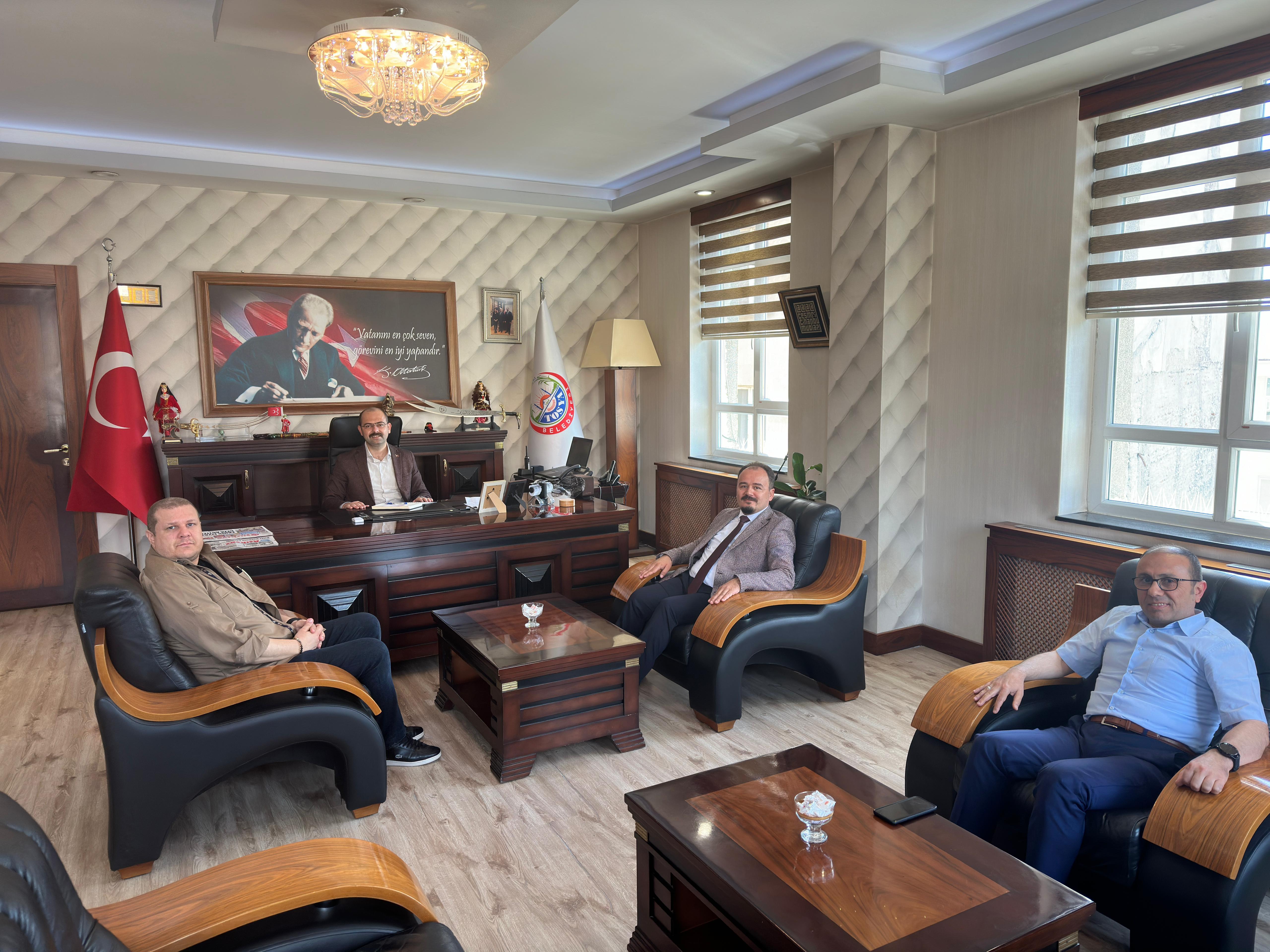 Yüksekokulumuzdan Tosya Belediye Başkanı Sayın Volkan KAVAKLIGİL'e Hayırlı Olsun Ziyareti 